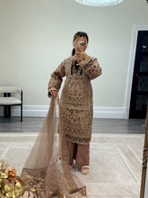 Load image into Gallery viewer, Mauve Organza embellished suit with stonework. Cotton net duppata and cotton silk trouser.