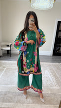 Load image into Gallery viewer, Summer printed lawn 2 piece set