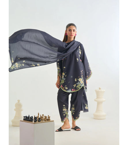 Full suit black swan (2-4 weeks delivery)