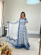 Load image into Gallery viewer, Faiza saqlain inspired lawn embroidered 3 piece suit with cotton net duppata and trouser