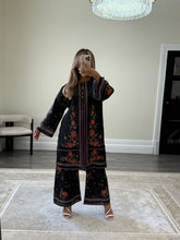 Load image into Gallery viewer, Summer printed lawn 2 piece set