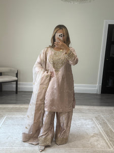 Silk embroidered suit with Gota work and embroidery and silk farshi shalwar and cotton net duppata. Party wear. Asian wedding suit.
