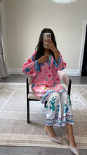 Load image into Gallery viewer, Dananeer inspired lawn printed coord set with shirt and trouser Asian clothing