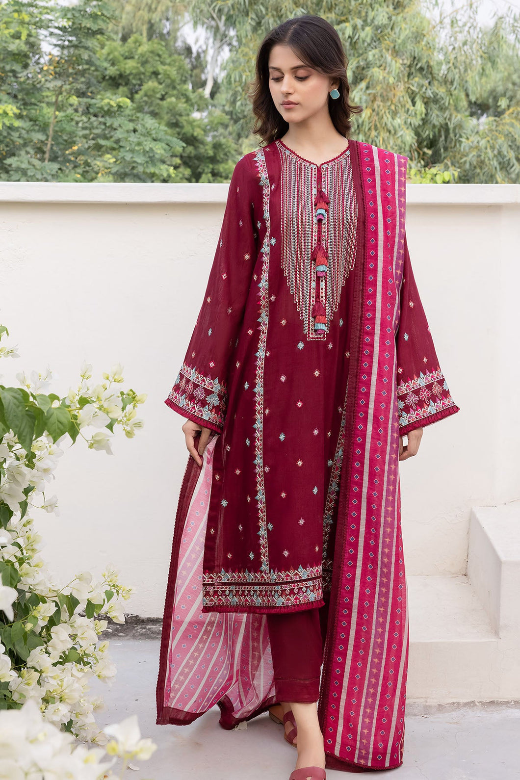 EMBROIDERED FINE SLUB RTW-1005(2-5 weeks delivery)