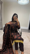 Load image into Gallery viewer, Winter printed dhanak suits with lace details and cheddar duppata. Shirt with trouser and duppata winter prints Asian casual suit (immediate dispatch)