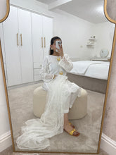 Load image into Gallery viewer, Chikankari white suit with organza duppata