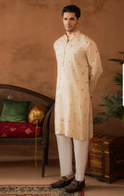Load image into Gallery viewer, Family Festive #3 (2-4 weeks delivery)