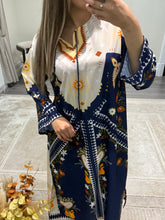 Load image into Gallery viewer, Long fusion 2 piece coord with detailing neckline. Shirt and trouser. Pakistani outfit.