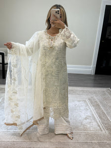 White baroque inspired organza suit with embellishment and embroidery with organza duppata and trouser. Asian party wear suit.
