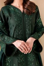 Load image into Gallery viewer, Shades Of Emerald (2-4 weeks delivery)