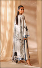 Load image into Gallery viewer, Silver Mirage (3-5 Weeks Delivery)