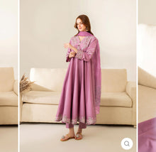 Load image into Gallery viewer, Sheen (2-4 weeks delivery)