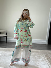 Load image into Gallery viewer, Dananeer inspired lawn printed coord set with shirt and trouser Asian clothing