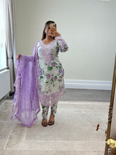 Load image into Gallery viewer, Maria B inspired embroidered lawn suit 2 colours black and lilac