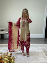 Load image into Gallery viewer, Bella 2 - lawn 3pc Suit (Immediate Dispatch)