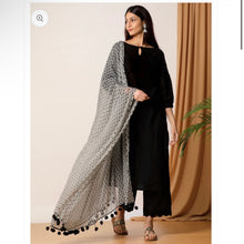 Load image into Gallery viewer, black dress with dupatta (2-4 weeks delivery)
