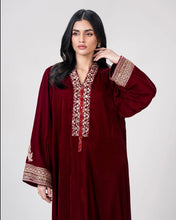 Load image into Gallery viewer, Velvet shirt (2-4 weeks delivery)