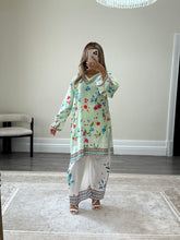 Load image into Gallery viewer, Dananeer inspired lawn printed coord set with shirt and trouser Asian clothing