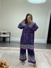 Load image into Gallery viewer, Soft khaddar  2 piece coord set. Shirt and trouser with printing detail. Soft jacquard fabric.