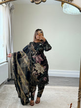 Load image into Gallery viewer, Maria B inspired embroidered lawn suit 2 colours black and lilac