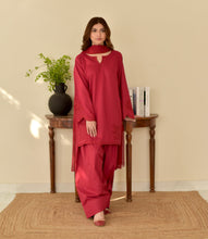 Load image into Gallery viewer, Vera Set 3 - Piece  (2-4 week’s delivery)