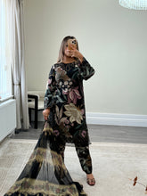Load image into Gallery viewer, Maria B inspired embroidered lawn suit 2 colours black and lilac