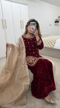 Load image into Gallery viewer, Red velvet embroidered suit with mirror work and wid leg trouser and organza duppata. Eid collection party wear