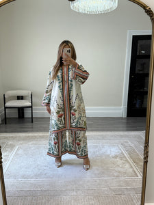 Jacquard printed 2 piece set with shirt and trouser.