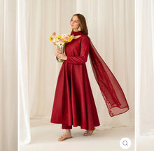 Load image into Gallery viewer, Lalarukh (2-4 weeks delivery)