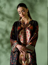 Load image into Gallery viewer, EA-87 black kaftan (2-4 weeks delivery)