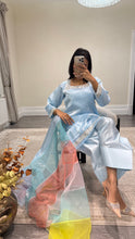 Load image into Gallery viewer, silk diamonte 3 piece suit with organza duppata