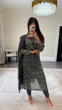 Load image into Gallery viewer, Diamond Chikankari 3 piece suit with crinkle duppata
