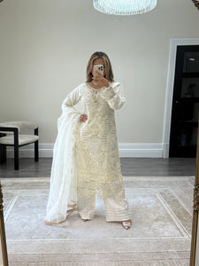White baroque inspired organza suit with embellishment and embroidery with organza duppata and trouser. Asian party wear suit.