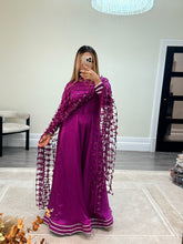 Load image into Gallery viewer, Mirror work duppata suits Asian party wear