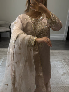 Silk embroidered suit with Gota work and embroidery and silk farshi shalwar and cotton net duppata. Party wear. Asian wedding suit.