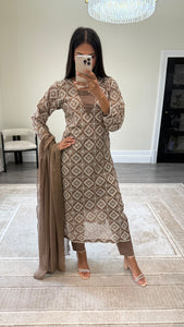 Diamond Chikankari 3 piece suit with crinkle duppata