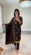 Load image into Gallery viewer, Winter printed dhanak suits with lace details and cheddar duppata. Shirt with trouser and duppata winter prints Asian casual suit (immediate dispatch)