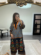 Load image into Gallery viewer, Long fusion 2 piece coord with detailing neckline. Shirt and trouser. Pakistani outfit.