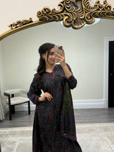 Load image into Gallery viewer, Winter printed lilen suits with lace details and cheddar duppata. Shirt with trouser and duppata winter prints Asian casual suit (immediate dispatch)