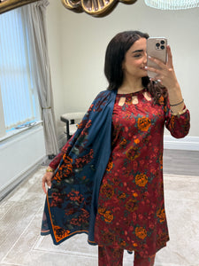 Winter printed lilen suits with lace details and cheddar duppata. Shirt with trouser and duppata winter prints Asian casual suit (immediate dispatch)
