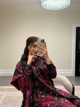Load image into Gallery viewer, Winter printed lilen suits with lace details and cheddar duppata. Shirt with trouser and duppata winter prints Asian casual suit (immediate dispatch)