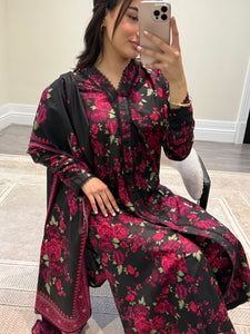Winter printed lilen suits with lace details and cheddar duppata. Shirt with trouser and duppata winter prints Asian casual suit (immediate dispatch)