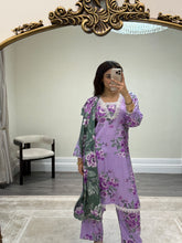 Load image into Gallery viewer, Winter printed lilen suits with lace details and cheddar duppata. Shirt with trouser and duppata winter prints Asian casual suit (immediate dispatch)