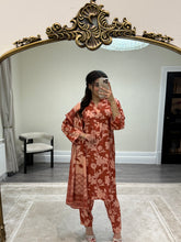 Load image into Gallery viewer, Winter printed lilen suits with lace details and cheddar duppata. Shirt with trouser and duppata winter prints Asian casual suit (immediate dispatch)