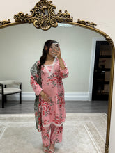 Load image into Gallery viewer, Winter printed lilen suits with lace details and cheddar duppata. Shirt with trouser and duppata winter prints Asian casual suit (immediate dispatch)