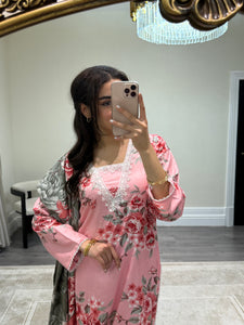Winter printed lilen suits with lace details and cheddar duppata. Shirt with trouser and duppata winter prints Asian casual suit (immediate dispatch)