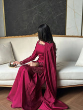 Load image into Gallery viewer, BERRY (5-7 Weeks Delivery)