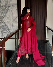 Load image into Gallery viewer, MYLA (5-7 Weeks Delivery)