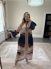 Load image into Gallery viewer, Summer printed lawn 2 piece set