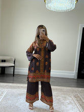 Load image into Gallery viewer, Summer printed lawn 2 piece set